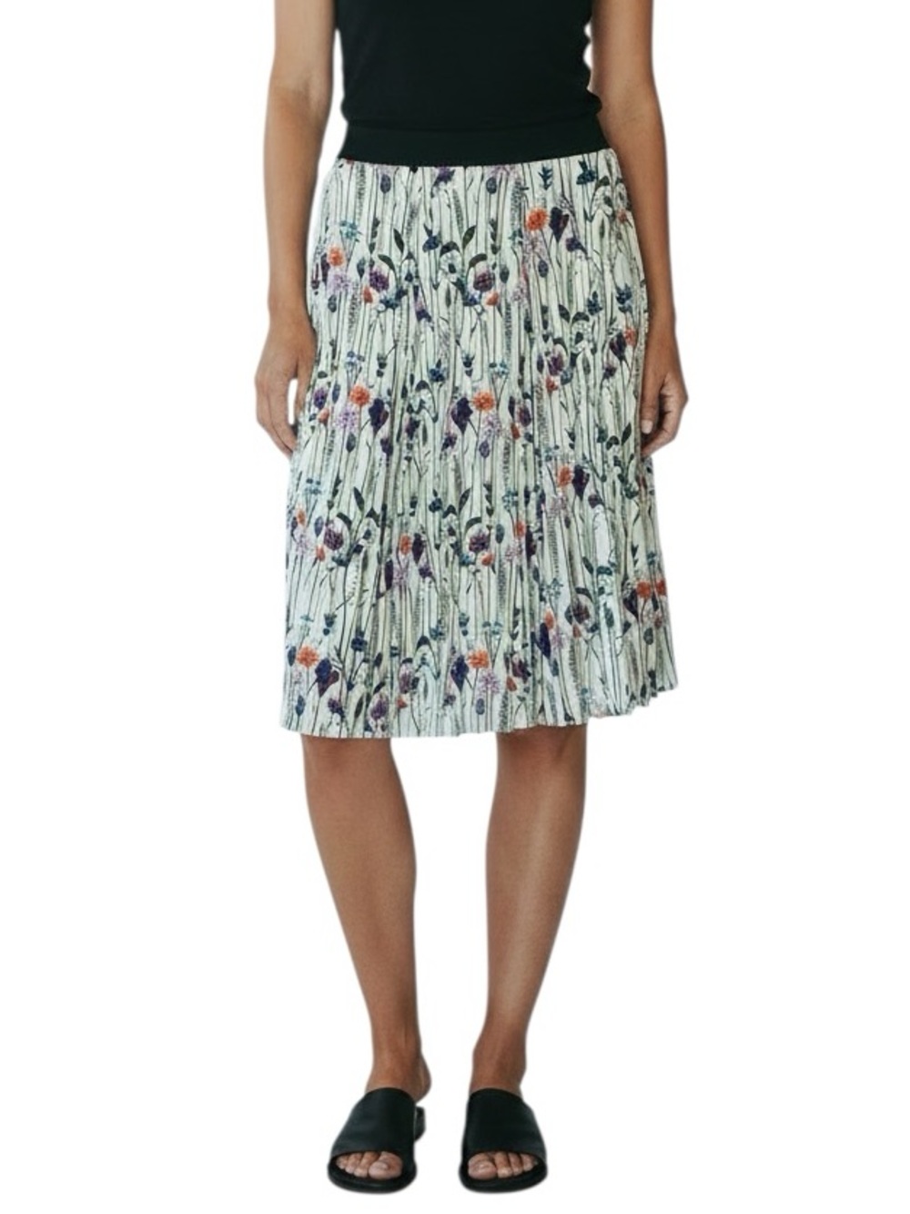 Judith & Charles pleated floral knee length a-line skirt excellent condition